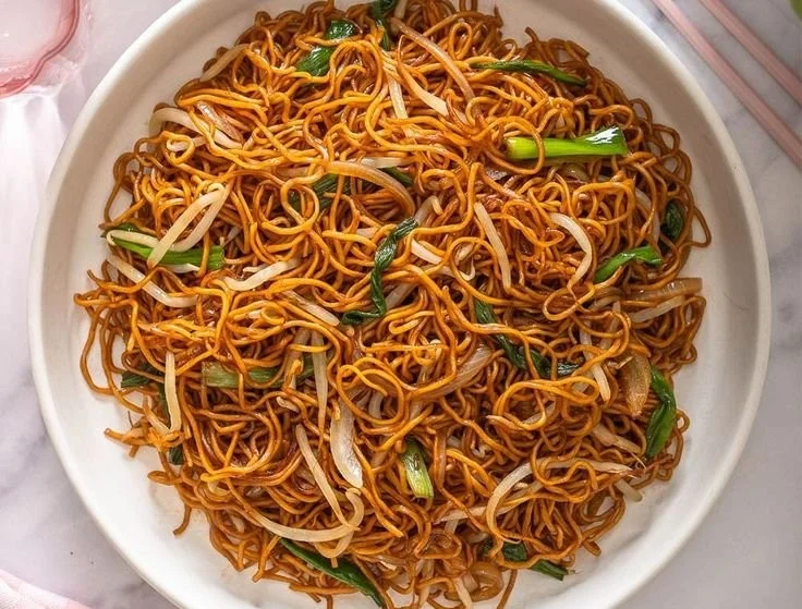 Classic Chinese Stir-Fried Noodles