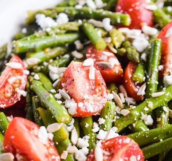 Fresh and Flavorful Asparagus Tomato Feta Salad