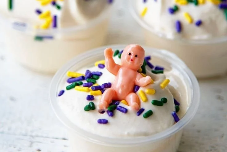 King Cake Pudding Shots