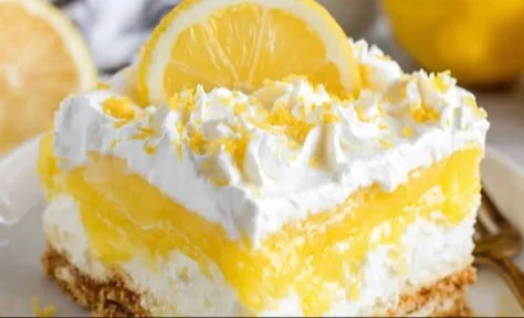 No-Bake Lemon Lasagna