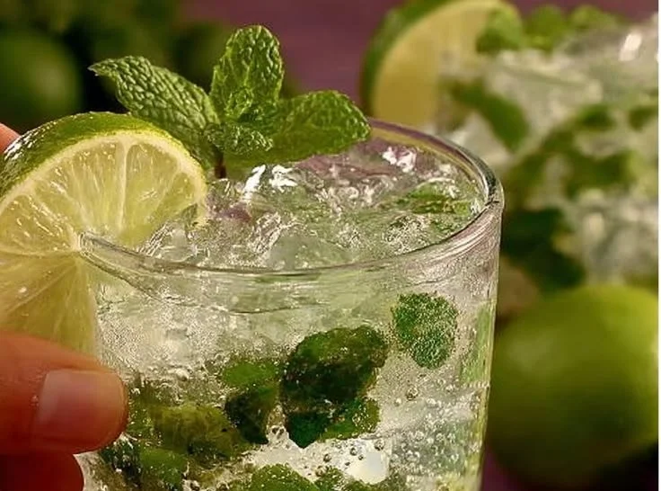 Refreshing Mojito Mocktail with mint and lime in a glass