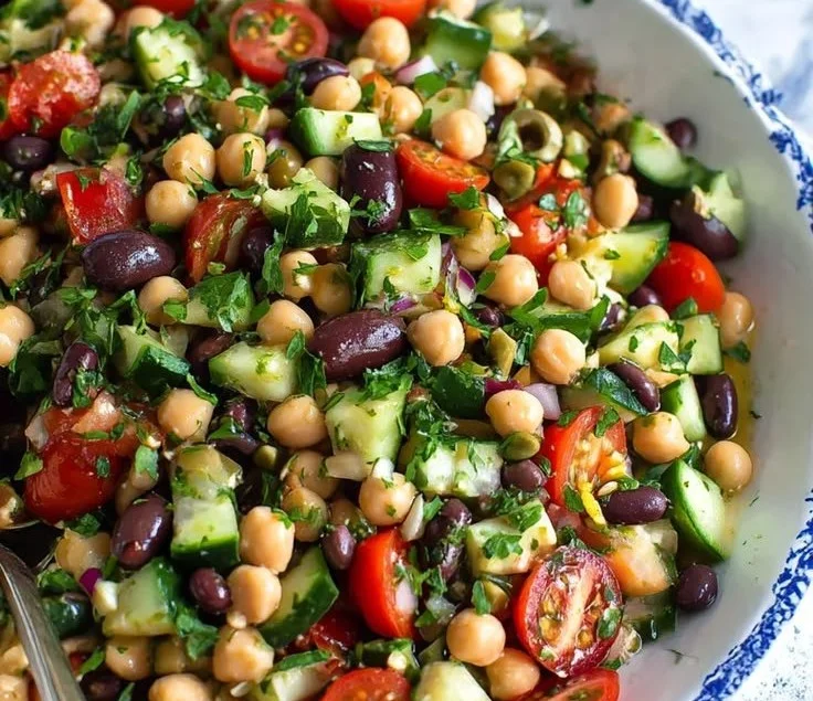 Mediterranean Chickpea Bowl
