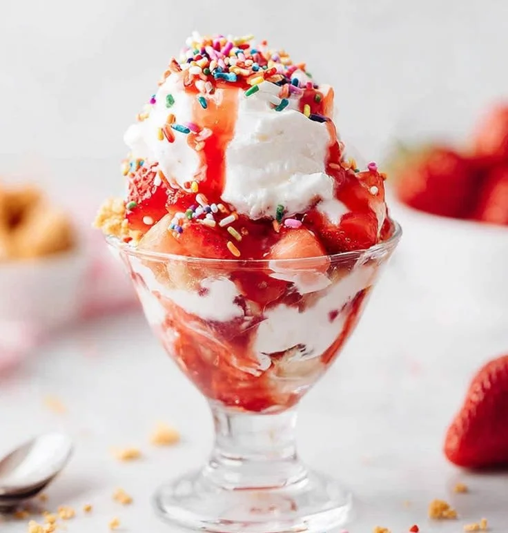 Strawberry Sundae