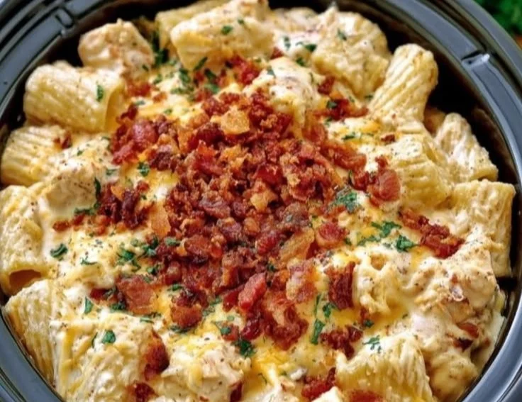 Delicious Cheddar Bacon Chicken Rigatoni pasta dish served in a bowl