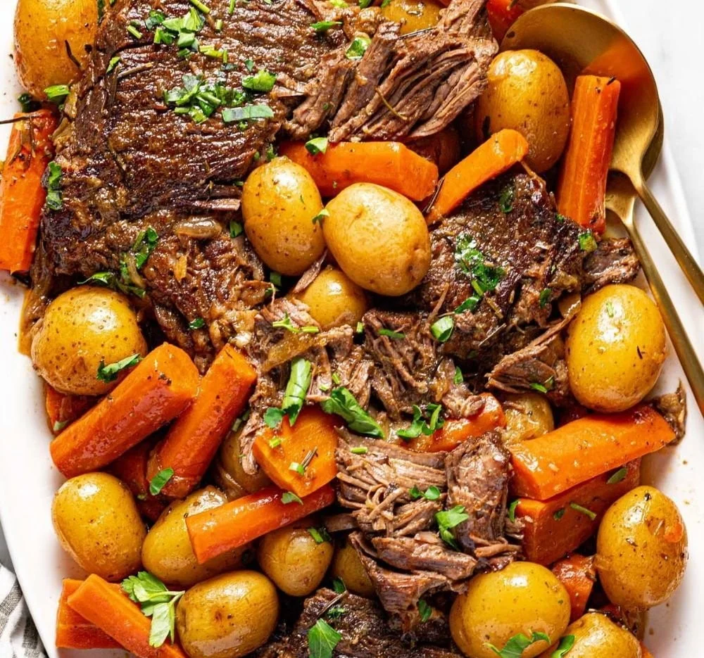Easy Crock Pot Pot Roast (with Gravy!)